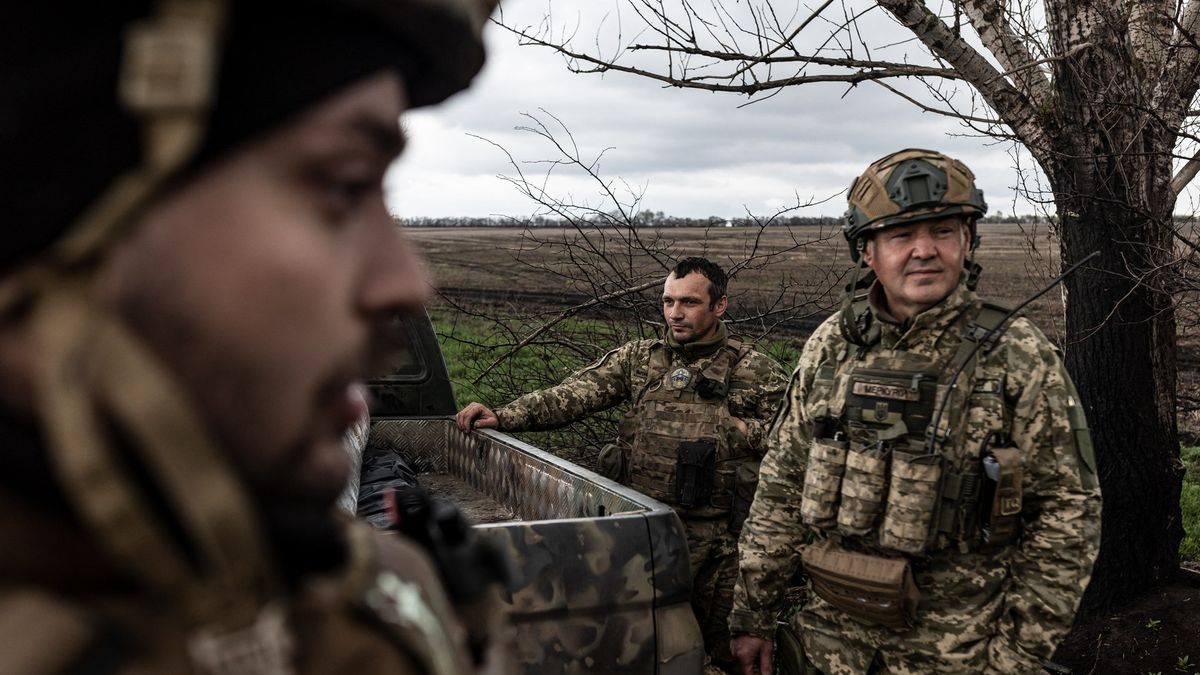 Překročili Ukrajinci Dněpr? Buďte trpěliví, vyzývá mluvčí armády